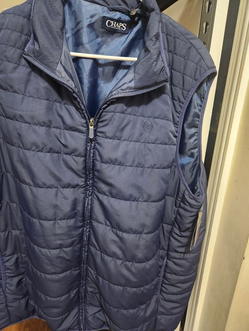 CHAPS Men's Packable Navy Puffer Vest